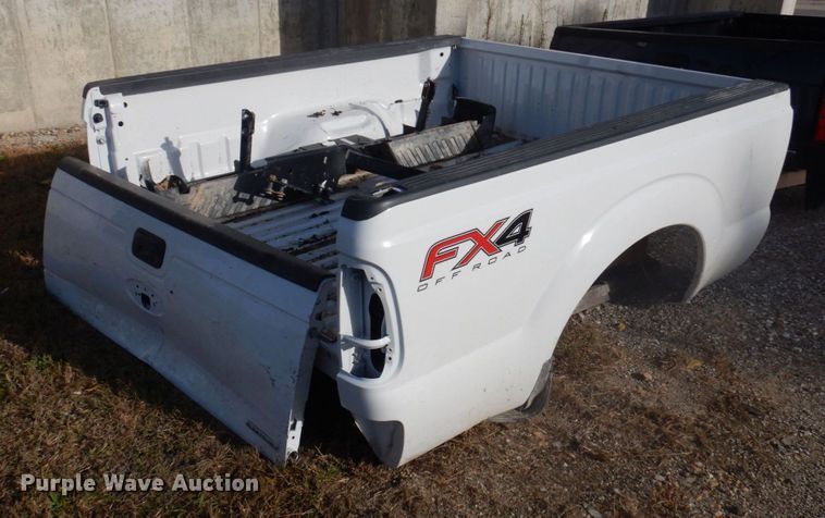 image for item MW9307 2016 Ford F250  pickup truck bed