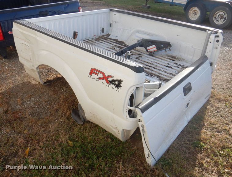 image for item MW9307 2016 Ford F250  pickup truck bed