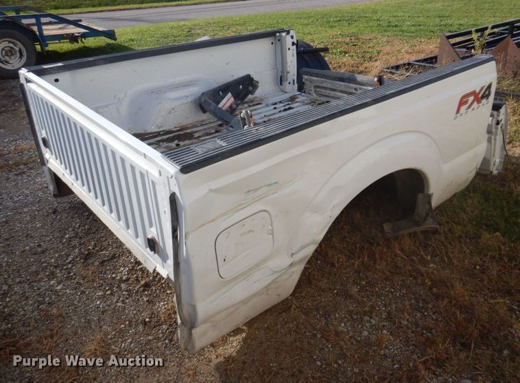 image for item MW9307 2016 Ford F250  pickup truck bed