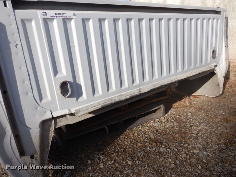 image for item MW9307 2016 Ford F250  pickup truck bed