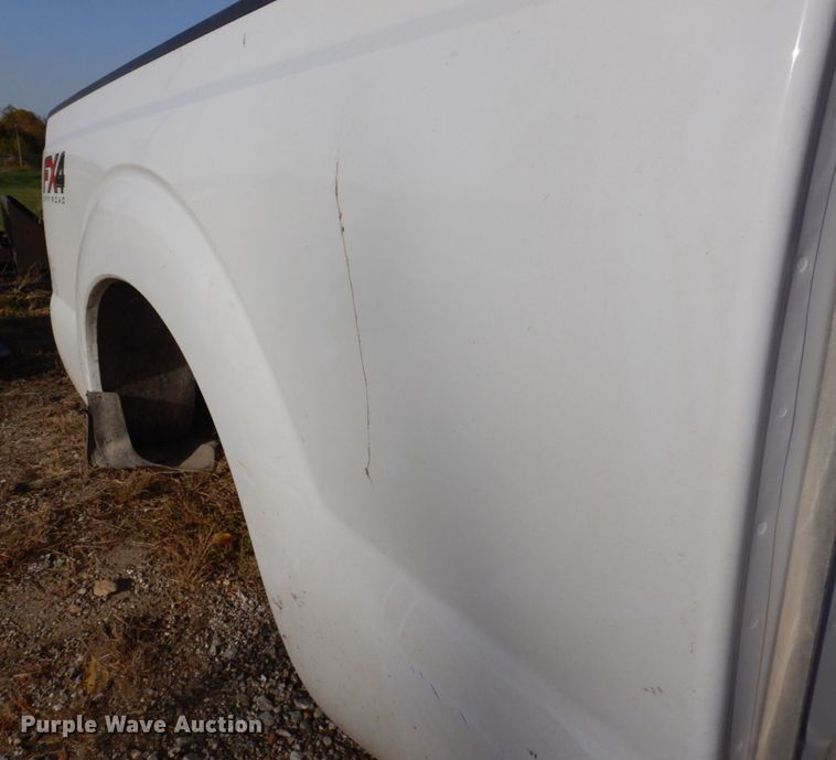 image for item MW9307 2016 Ford F250  pickup truck bed