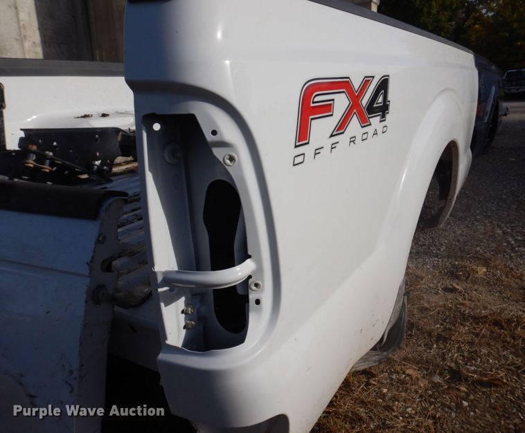 image for item MW9307 2016 Ford F250  pickup truck bed