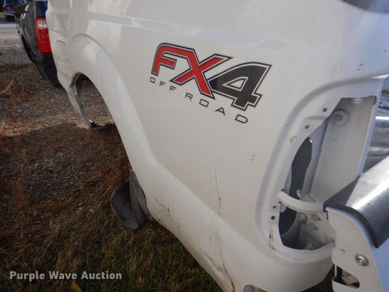 image for item MW9307 2016 Ford F250  pickup truck bed