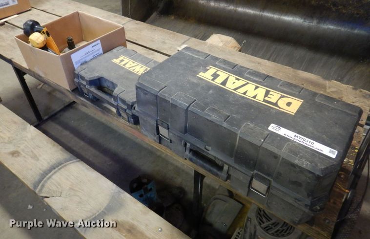 image for item MW9310 DeWalt tools