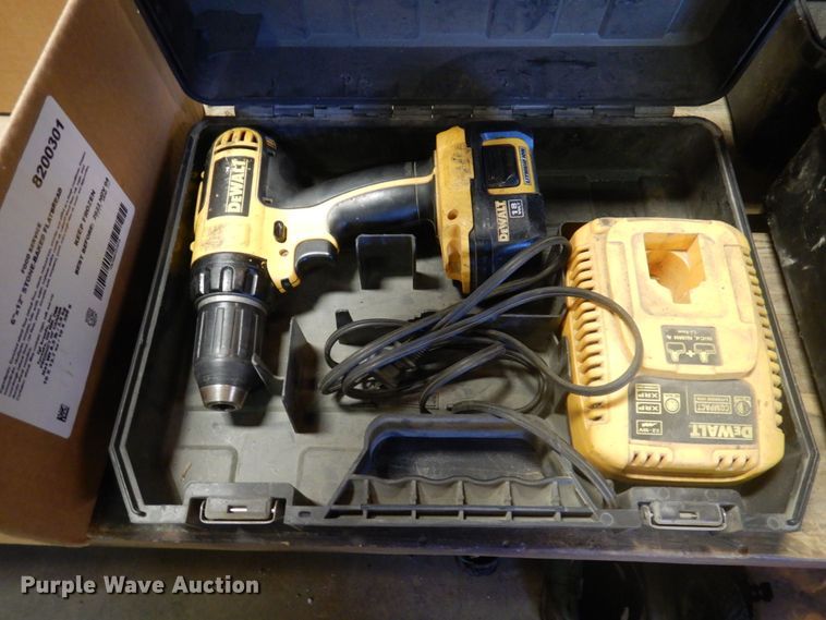 image for item MW9310 DeWalt tools