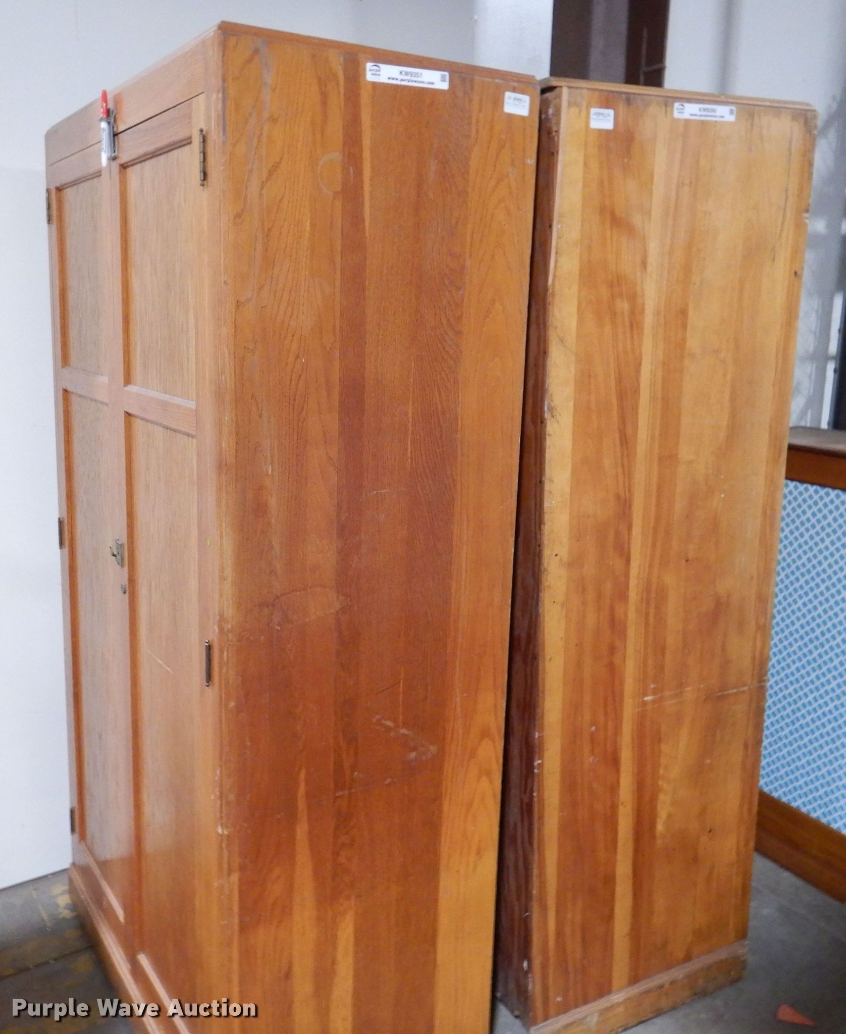 in Des Moines, IA Item KW9351 sold Purple Wave