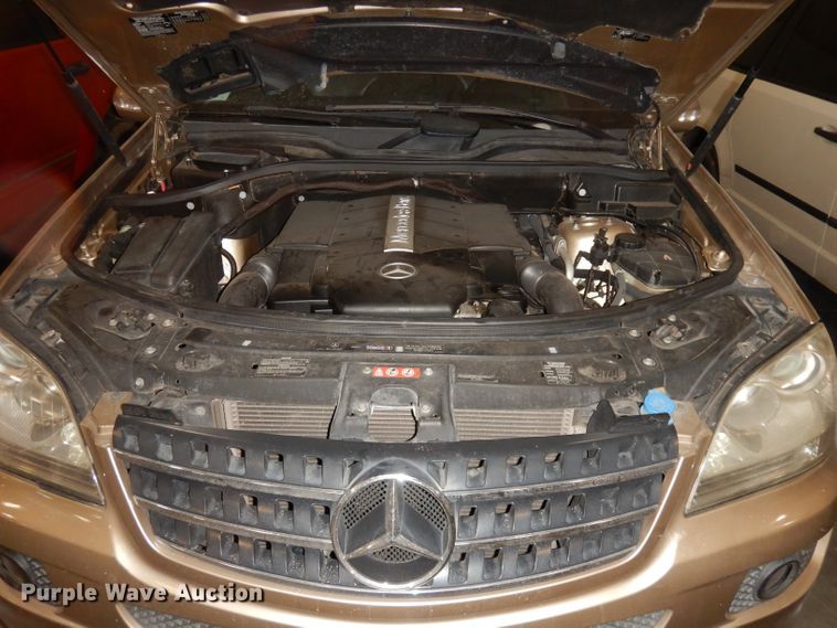 image for item DH8894 2006 Mercedes Benz ML500  SUV