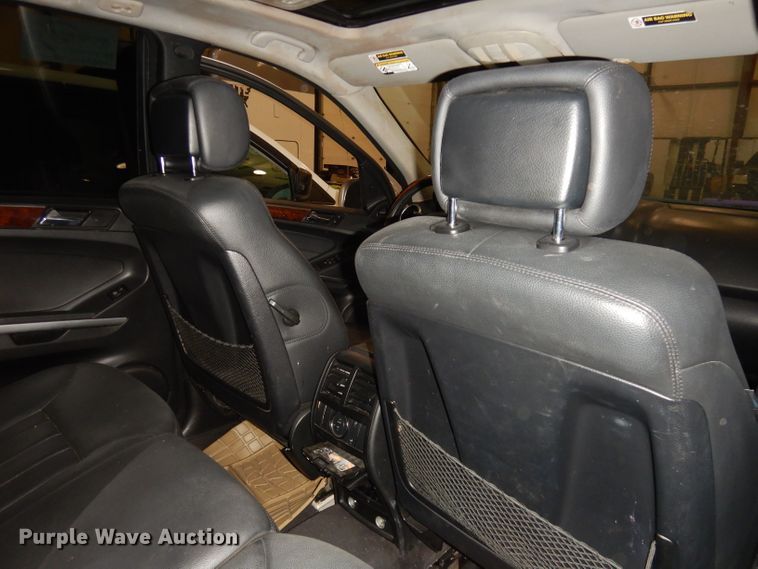 image for item DH8894 2006 Mercedes Benz ML500  SUV