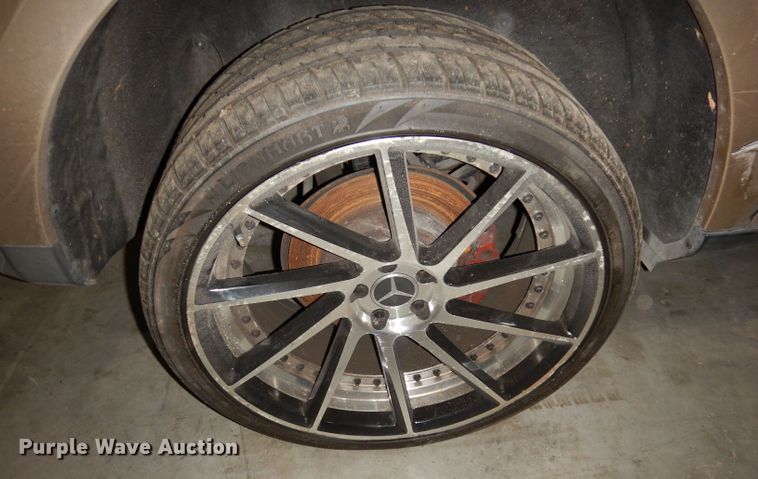 image for item DH8894 2006 Mercedes Benz ML500  SUV