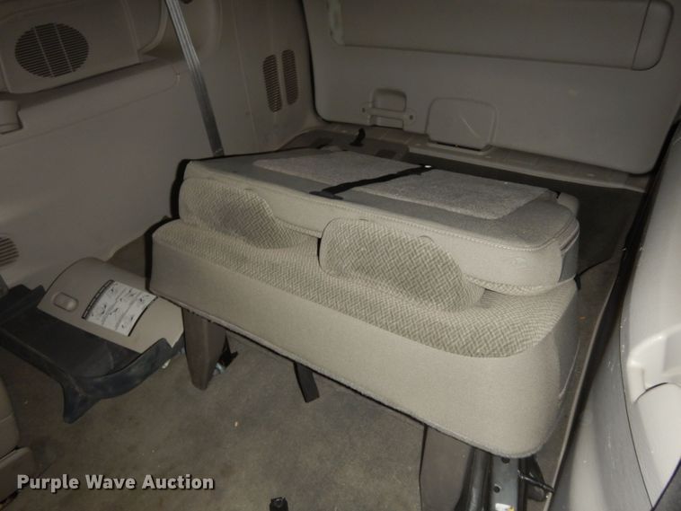 image for item DI6763 2005 Chrysler Town & Country LX  van