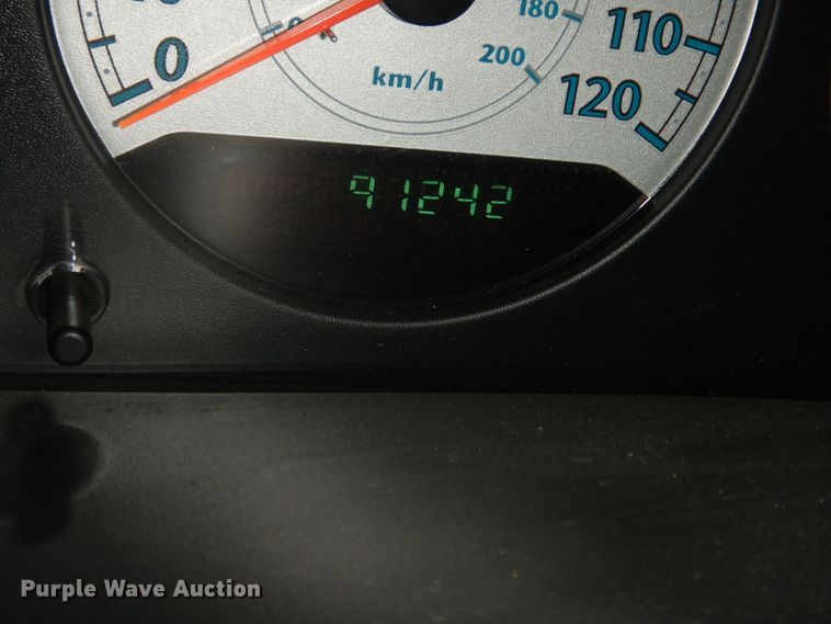 image for item DI6763 2005 Chrysler Town & Country LX  van