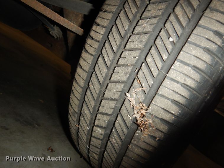 image for item DI6763 2005 Chrysler Town & Country LX  van