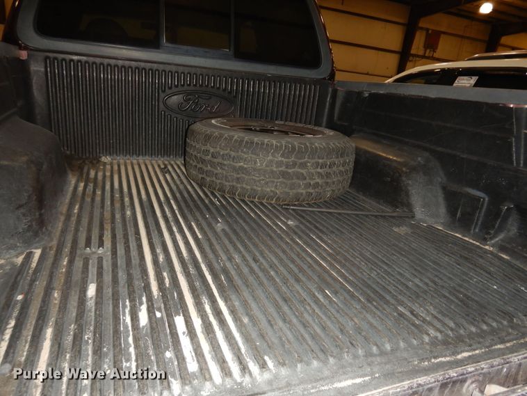 image for item DI6764 2001 Ford F150 Lariat  SuperCrew pickup truck