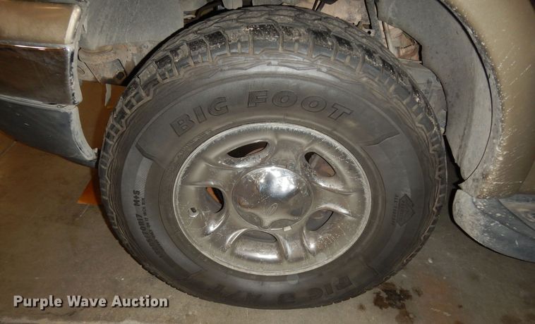 image for item DI6764 2001 Ford F150 Lariat  SuperCrew pickup truck