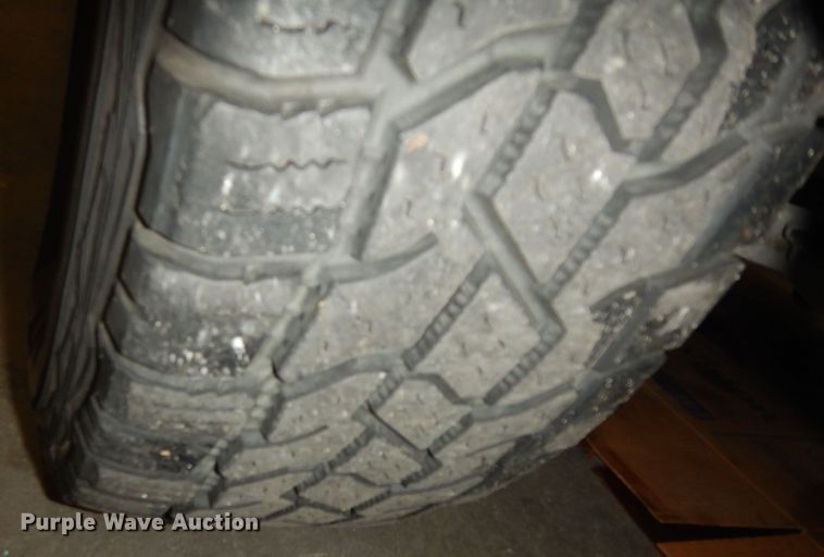 image for item DI6764 2001 Ford F150 Lariat  SuperCrew pickup truck