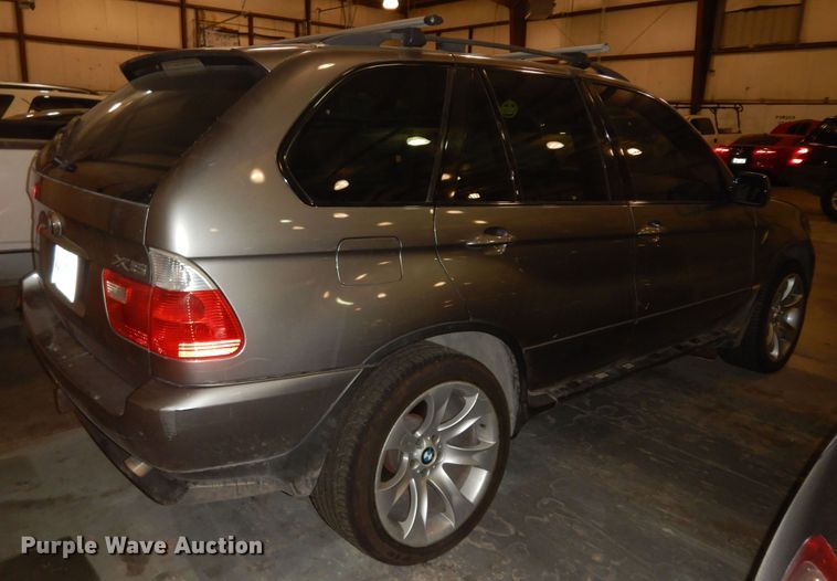 image for item DI6767 2004 BMW X5  SUV