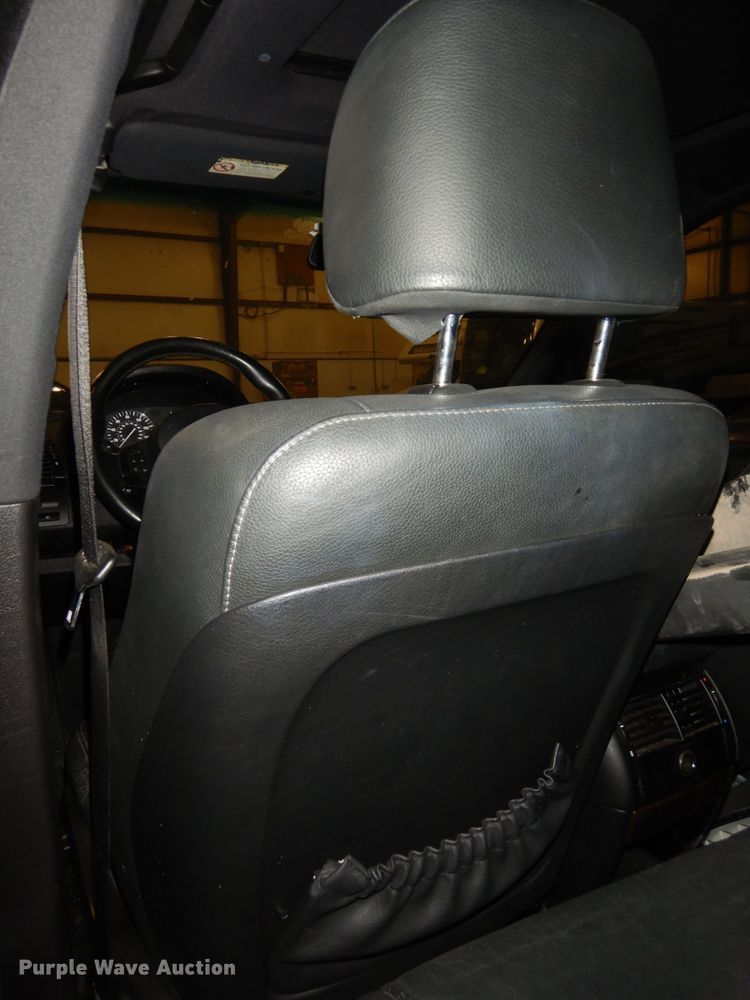 image for item DI6767 2004 BMW X5  SUV