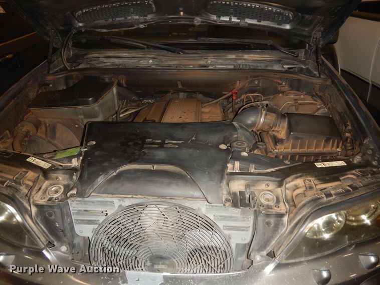 image for item DI6767 2004 BMW X5  SUV