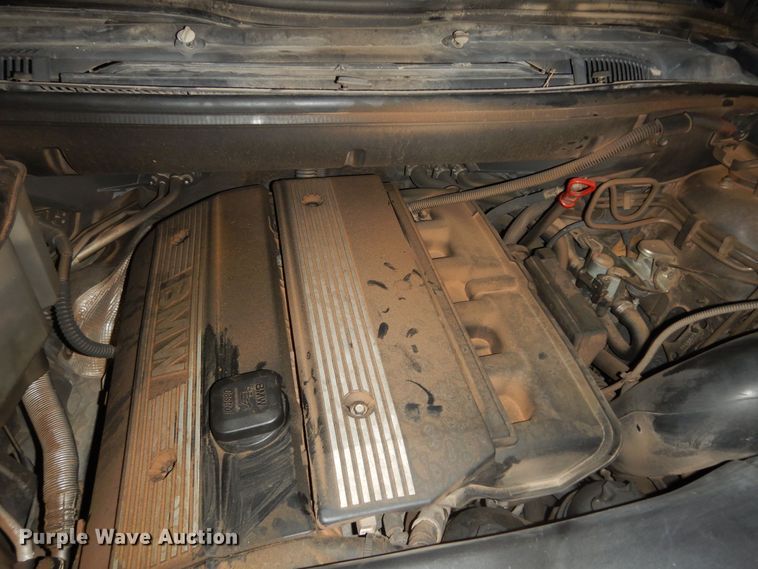 image for item DI6767 2004 BMW X5  SUV