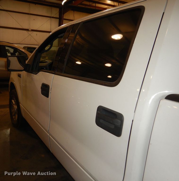 image for item DI6772 2004 Ford F150 XLT  SuperCrew pickup truck