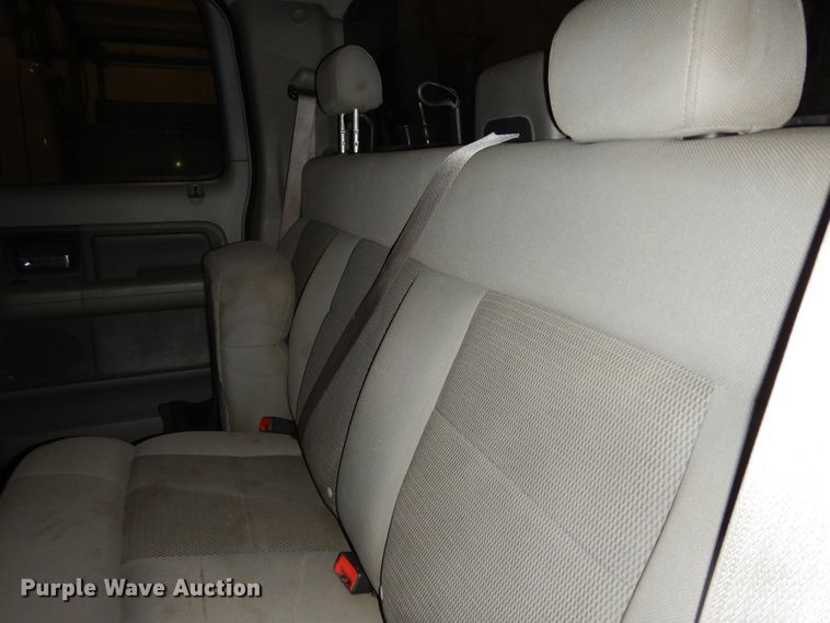 image for item DI6772 2004 Ford F150 XLT  SuperCrew pickup truck