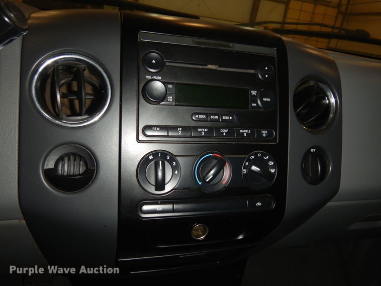 image for item DI6772 2004 Ford F150 XLT  SuperCrew pickup truck