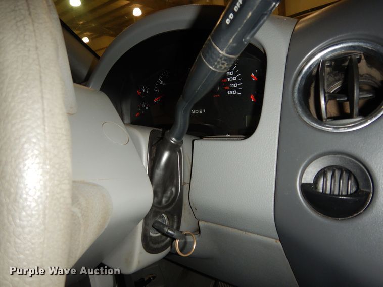 image for item DI6772 2004 Ford F150 XLT  SuperCrew pickup truck