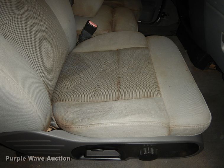 image for item DI6772 2004 Ford F150 XLT  SuperCrew pickup truck