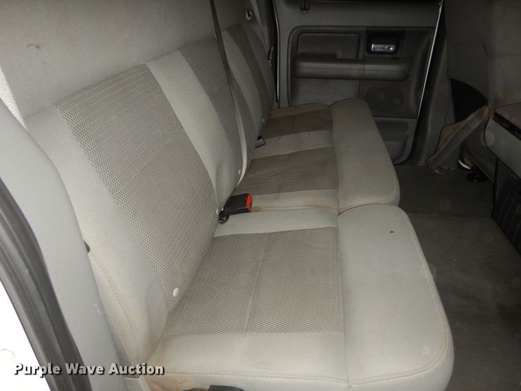 image for item DI6772 2004 Ford F150 XLT  SuperCrew pickup truck