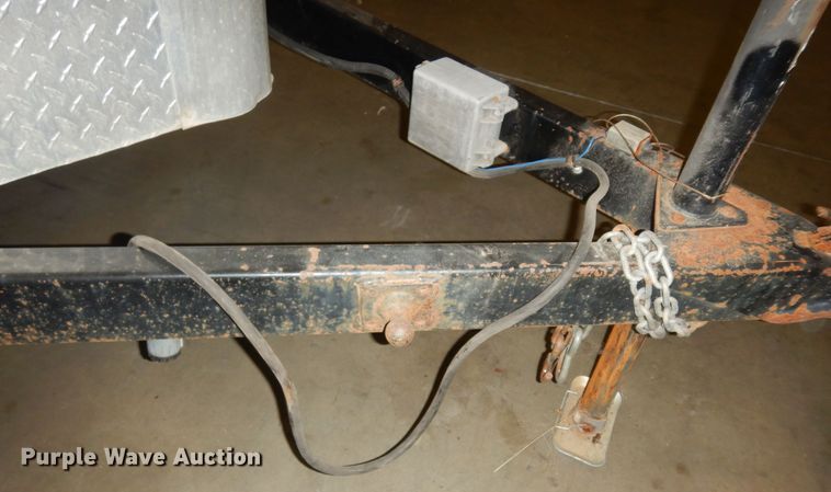 image for item DI6779 2012 Victory  enclosed cargo trailer