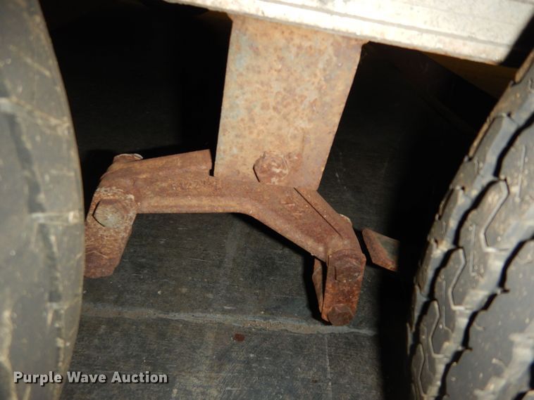 image for item DI6779 2012 Victory  enclosed cargo trailer