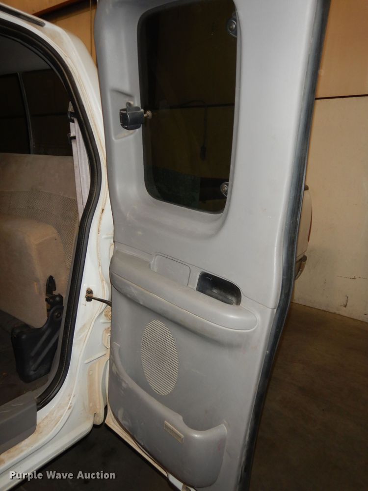 image for item DN1576 2000 Ford F150 Lariat  SuperCab pickup truck