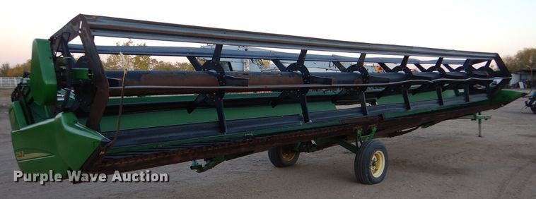 image for item DK7273 John Deere 936D  draper head