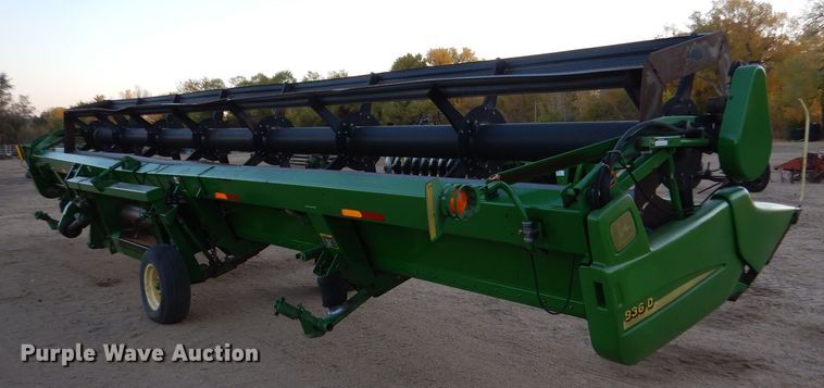 image for item DK7273 John Deere 936D  draper head