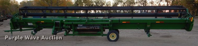 image for item DK7273 John Deere 936D  draper head