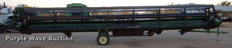 image for item DK7273 John Deere 936D  draper head