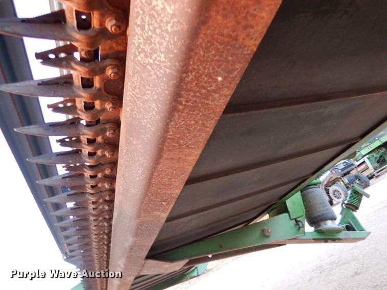 image for item DK7273 John Deere 936D  draper head