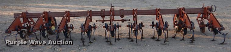 image for item DK7276 Row crop cultivator