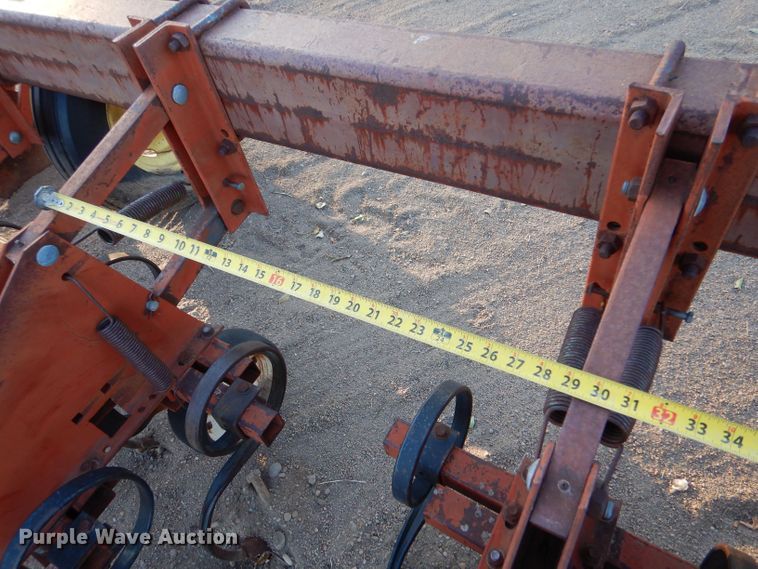 image for item DK7276 Row crop cultivator