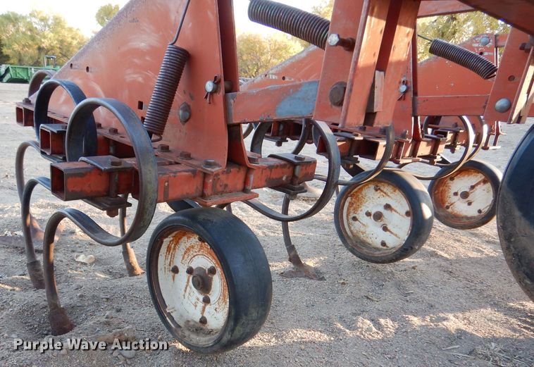 image for item DK7276 Row crop cultivator