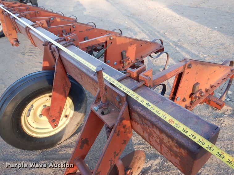 image for item DK7276 Row crop cultivator