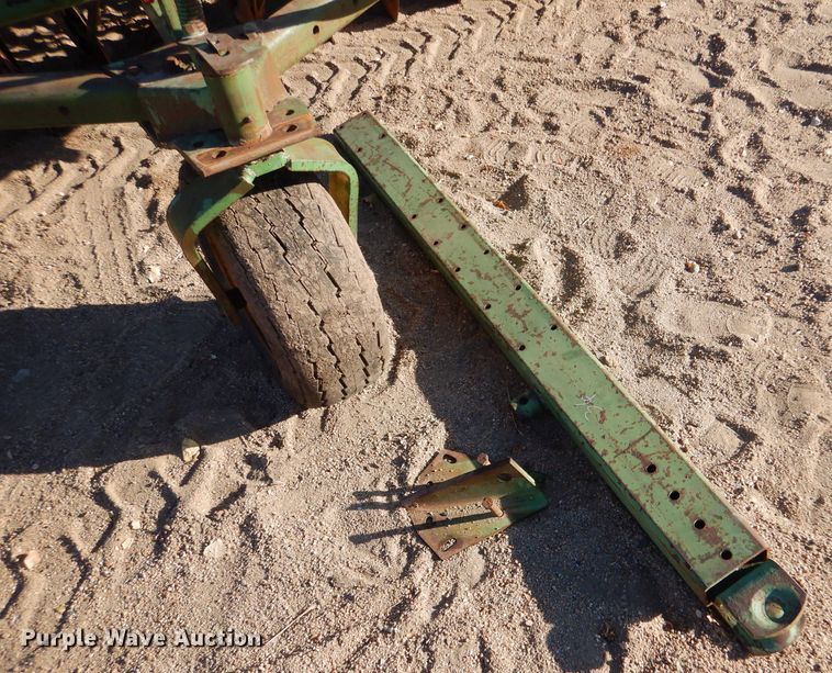 image for item DK7284 John Deere 8300  grain drill