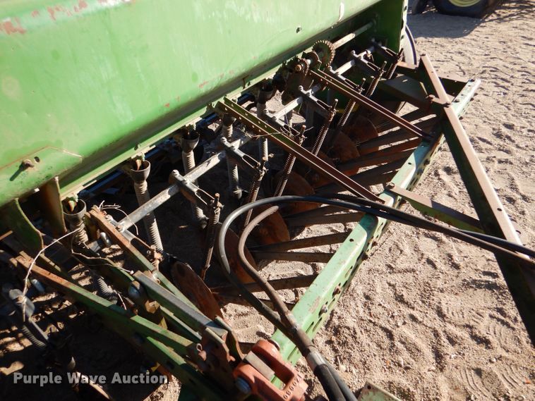 image for item DK7284 John Deere 8300  grain drill