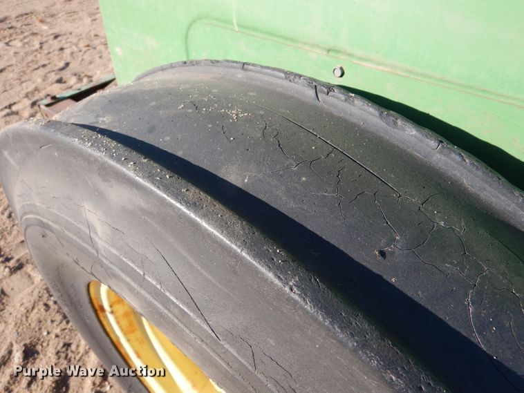 image for item DK7284 John Deere 8300  grain drill