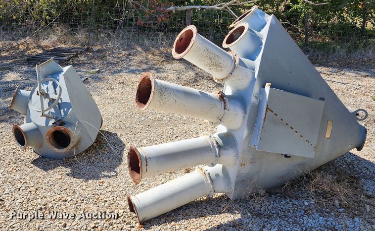 image for item DL6711 (2) grain distributors