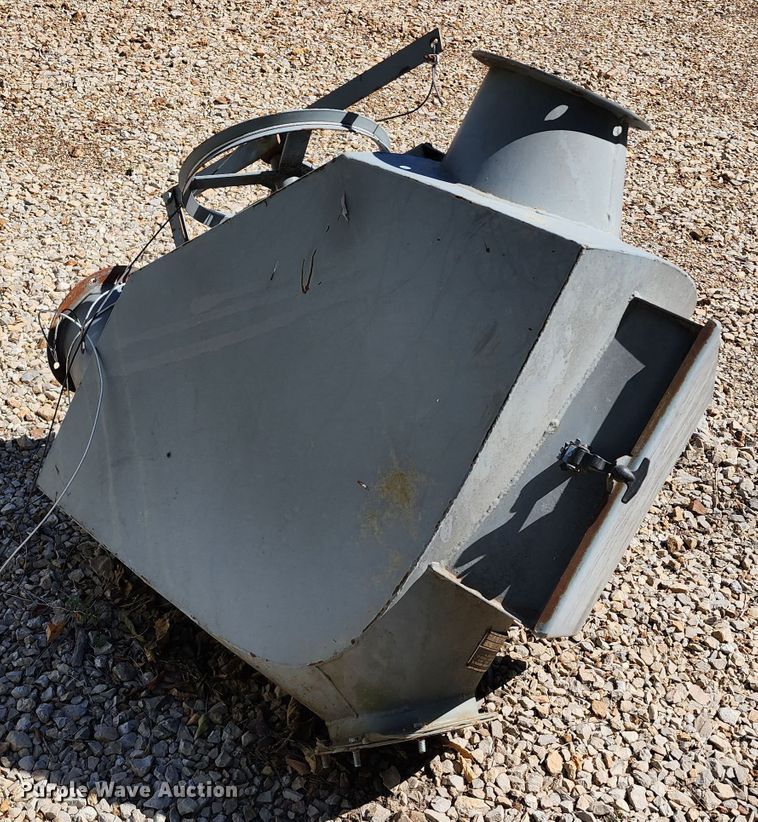 image for item DL6711 (2) grain distributors