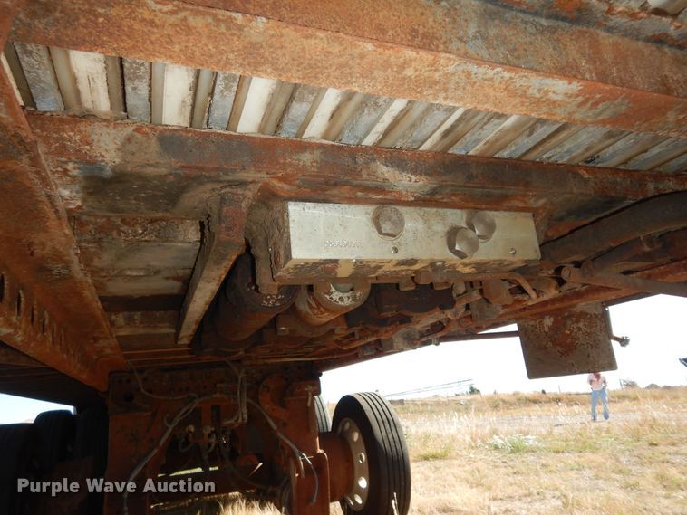 image for item DM3208 2014 Wilkens OF2WA22BCFSTU  walking floor trailer