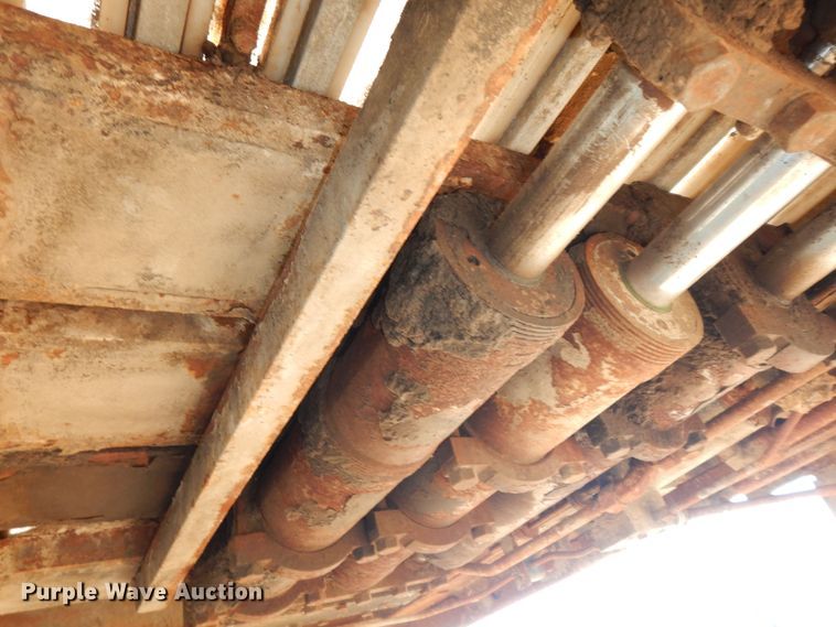 image for item DM3208 2014 Wilkens OF2WA22BCFSTU  walking floor trailer