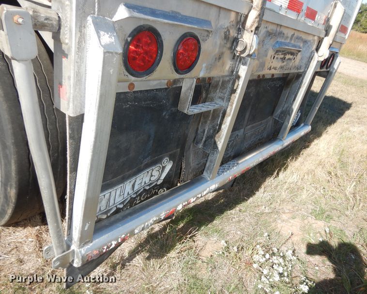 image for item DM3208 2014 Wilkens OF2WA22BCFSTU  walking floor trailer