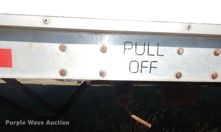 image for item DM3208 2014 Wilkens OF2WA22BCFSTU  walking floor trailer